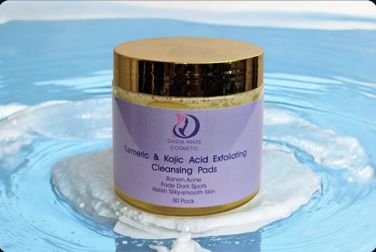 diadia white Turmeric & Kojic Acid Exfoliating Cleansing Pads